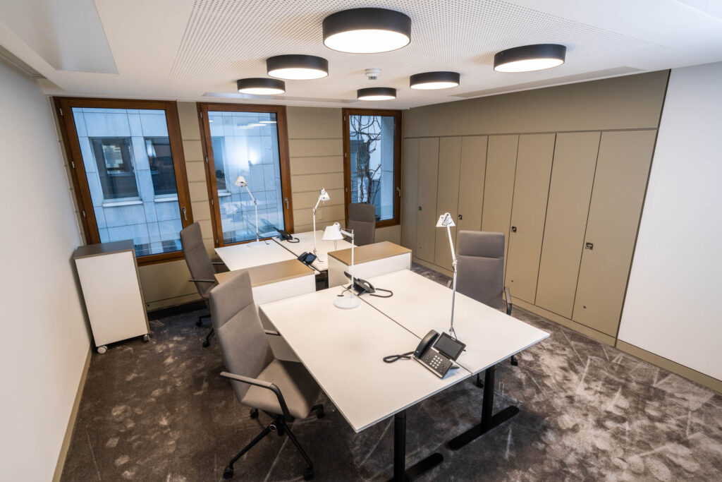 modernes Teambüro im Business Center Genf